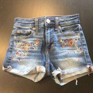 Size 00 American Eagle high-rise shorts